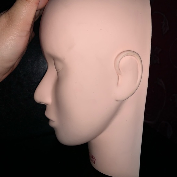 π¦ SOLD π¦ BHS Beauty Mannequin Head - Picture 5 of 5
